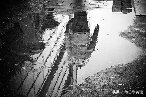 “下雨天”只会说“arainyday”?未免也太单调了