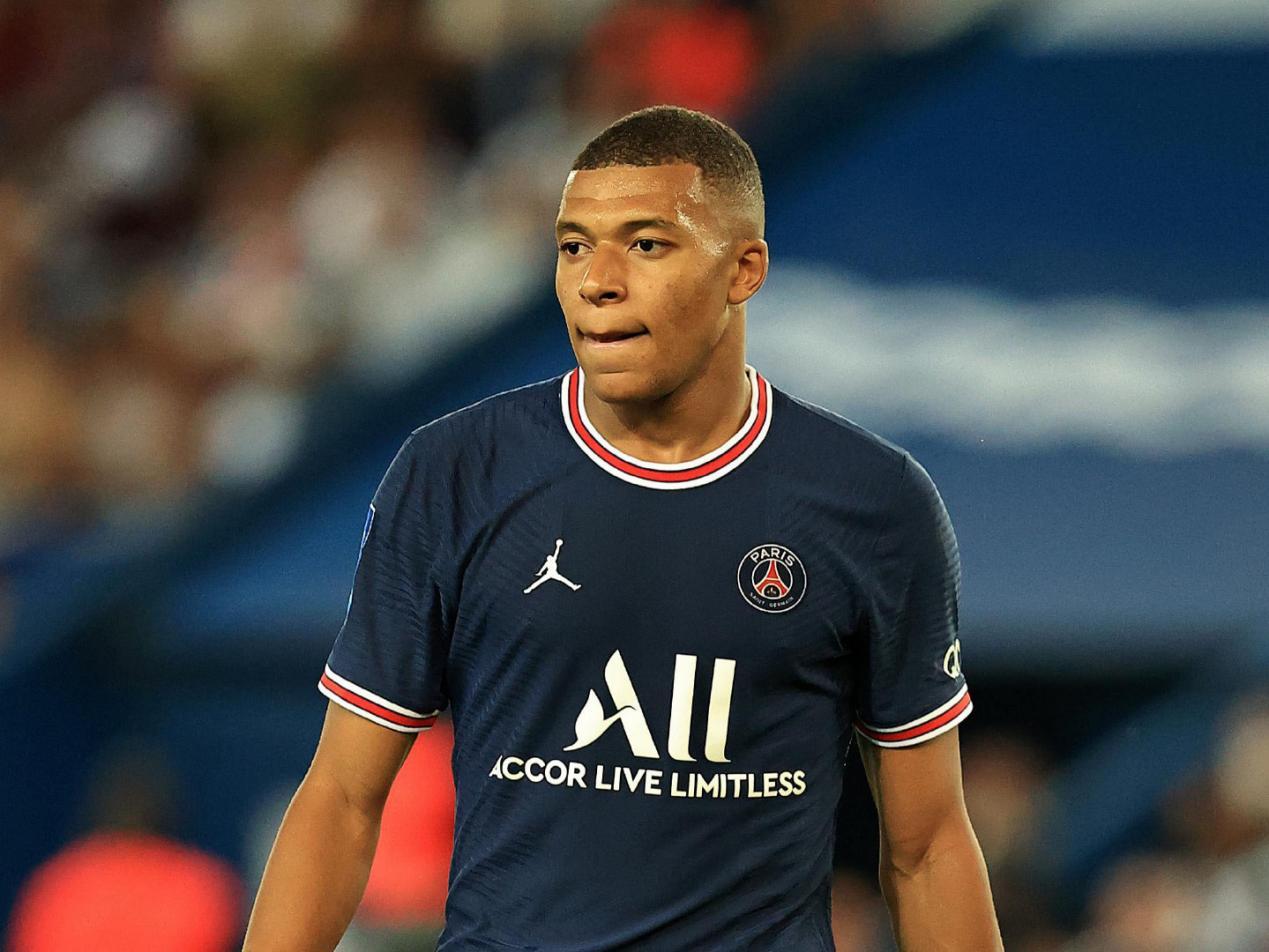 世界足坛最令人失望的十大转会,当今足坛转会费最贵的五名中卫