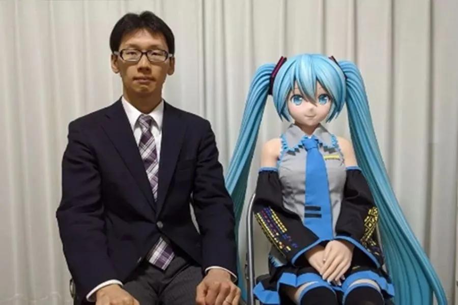 是愚蠢？还是被冤枉？日本女生试图用100日元购买“5千日元手办”