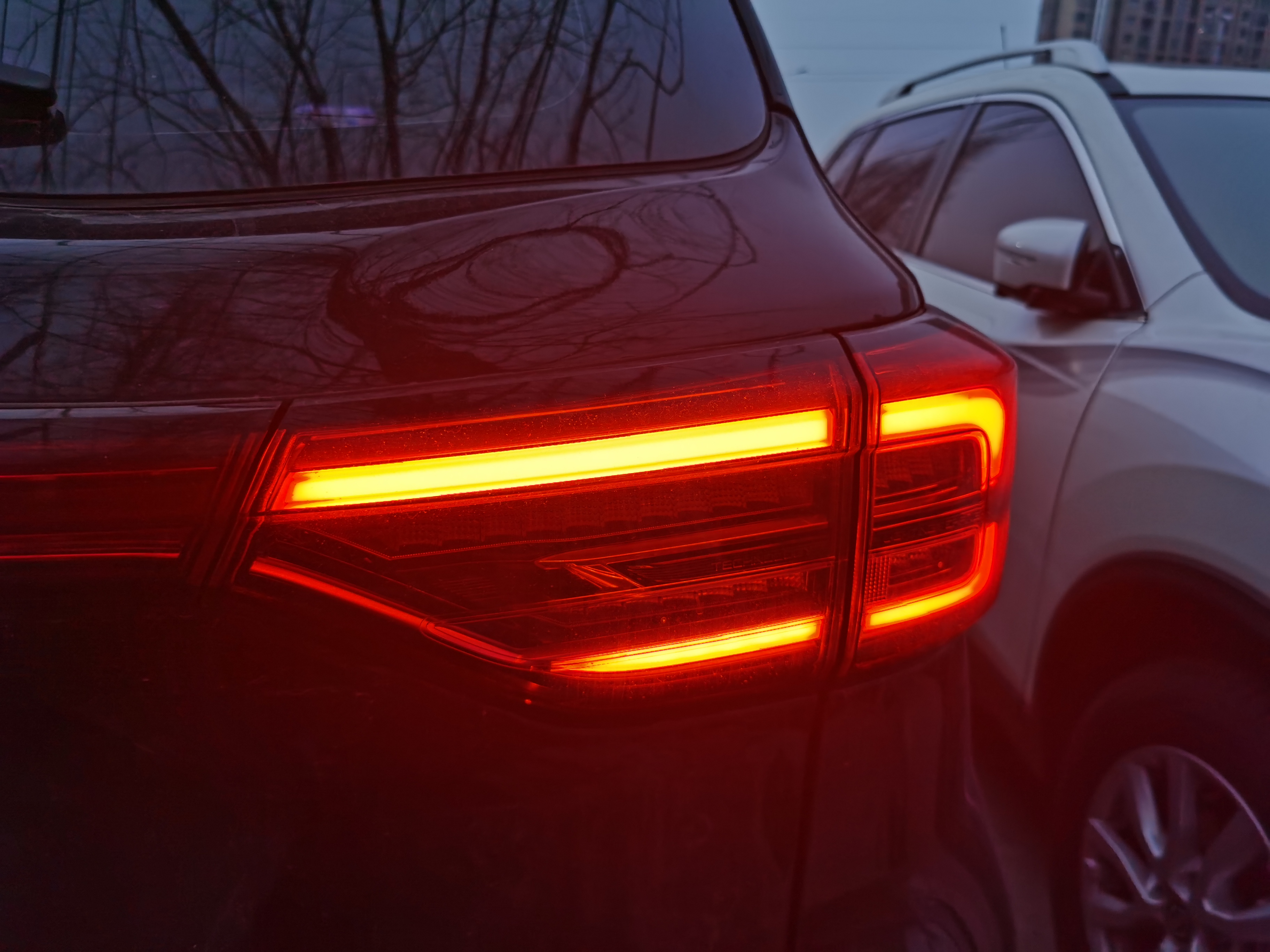 长安cs75plus氛围灯光,长安cs75的灯光秀怎么开