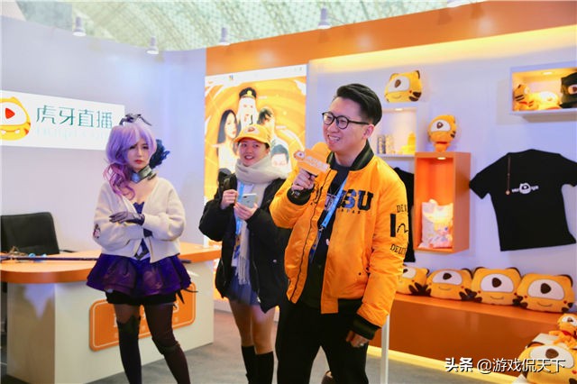 官总TGC现场挑战神秘盒子,疯狂氪金开出这些LOL周边,亏了吗?