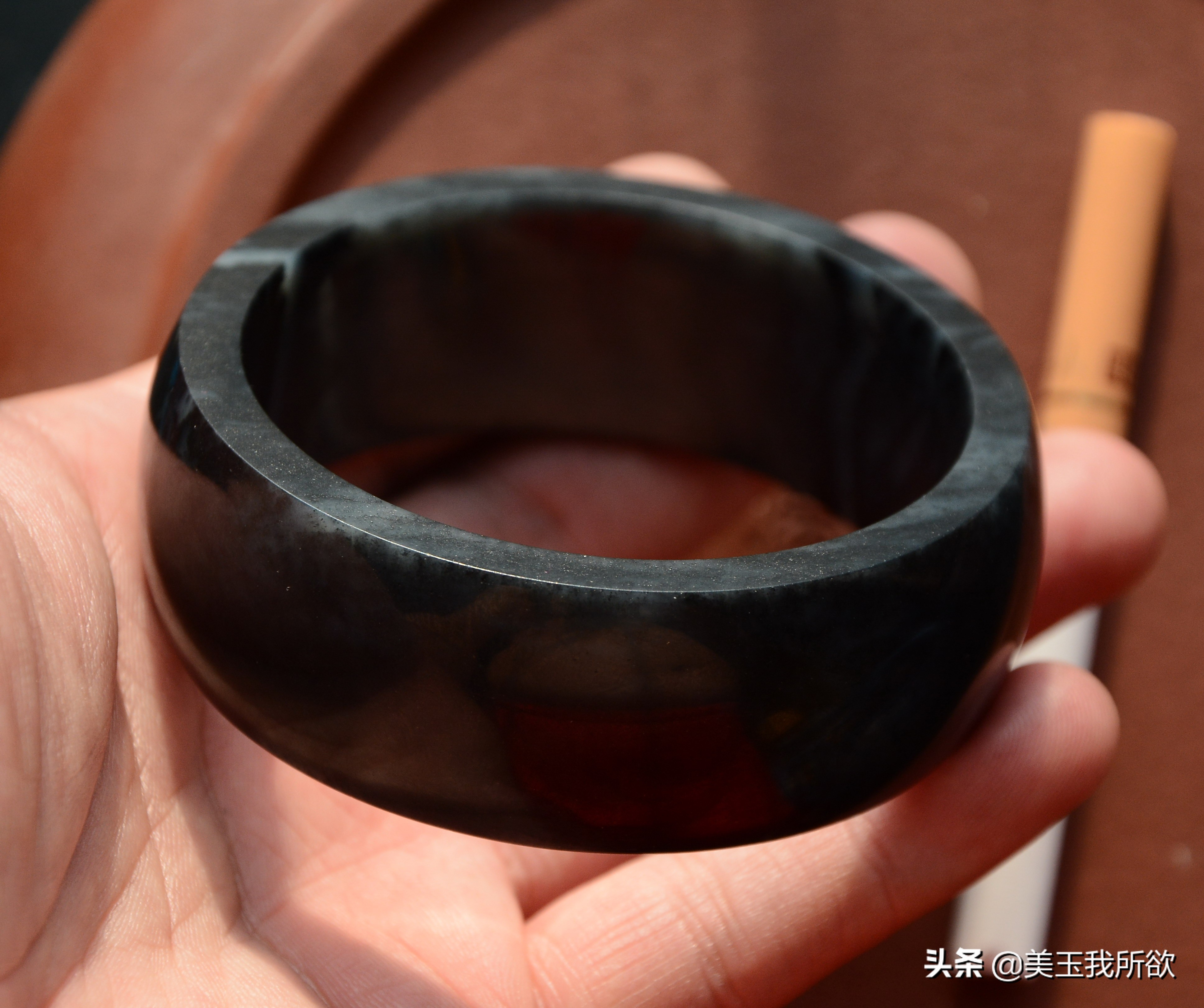 和田玉碧玉多色的手镯图片,和田玉手镯青玉图片