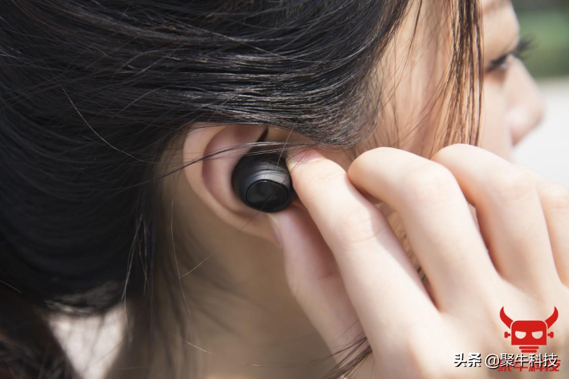 商务≠中庸TrackPods真无线蓝牙耳机评测IPX7防水洗澡