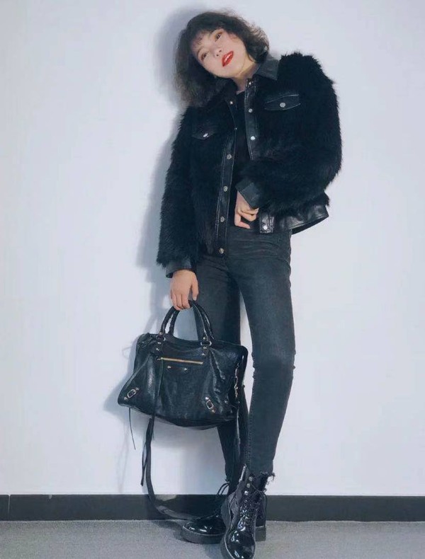 都说包可以治百病句子,都说包包能治百病