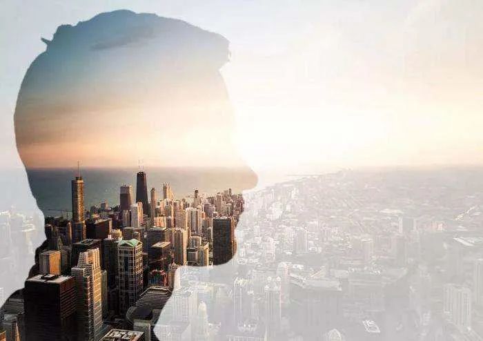 每天刷抖音能使人进步,每天有10亿人刷抖音