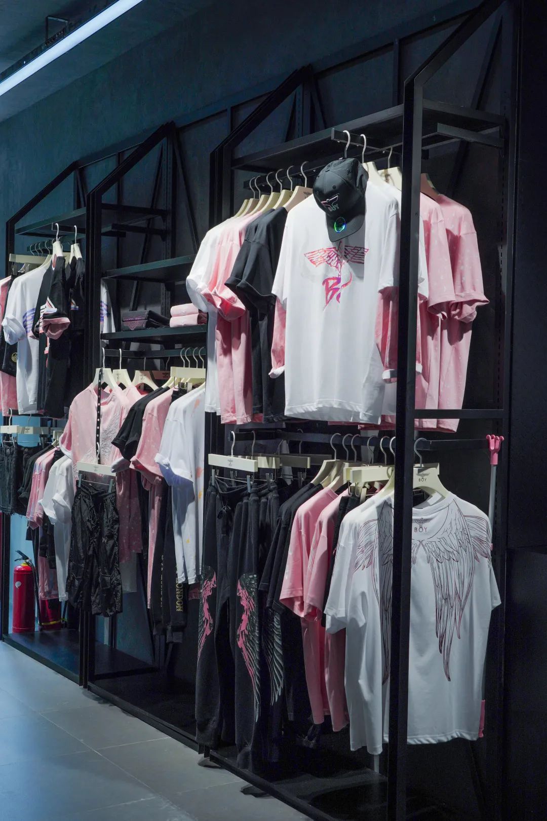 上海静安大融城3周年庆火爆来袭!看NBA3X上海站、欣赏绝美舞台剧