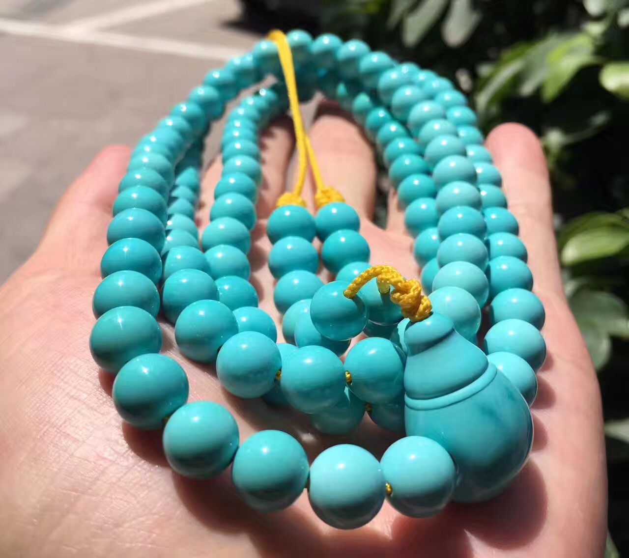 绿松石108项链搭配和田玉无事牌,108颗绿松石项链价格