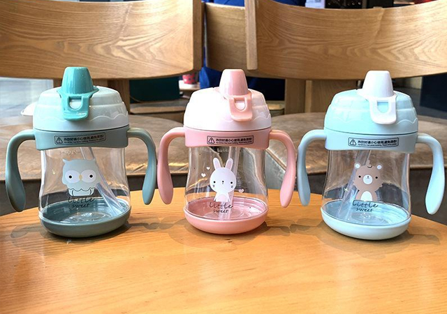 怎么让宝宝戒掉奶瓶,宝宝不会喝奶瓶怎样戒奶