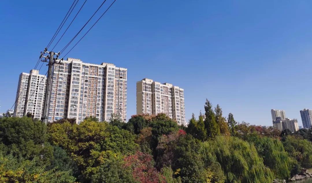 挂牌房价,挂牌价高导致房子卖不出去的文案