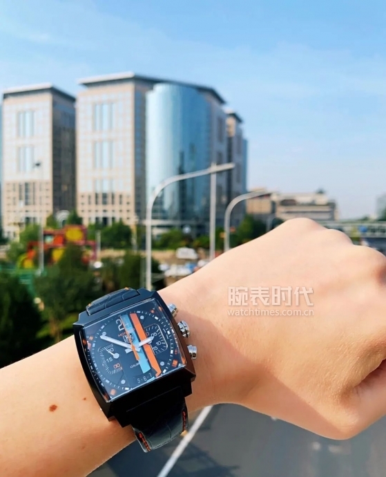 网友晒上千万的手表,网友晒1300手表