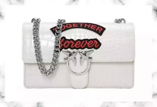 gucci18年值得买的包,1万2gucci包能卖多少钱