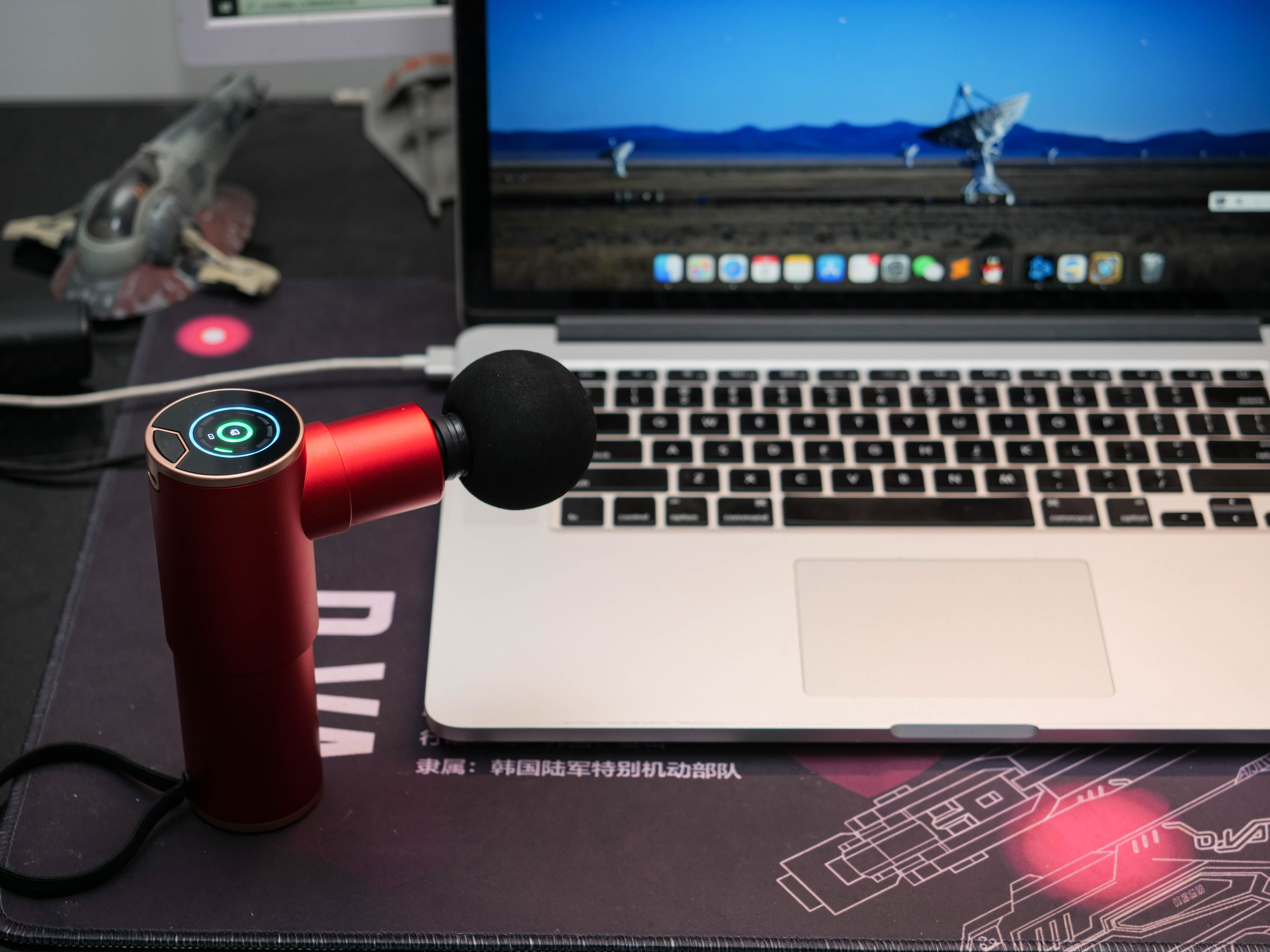 菠萝君mini2筋膜枪,菠萝君筋膜按摩枪视频