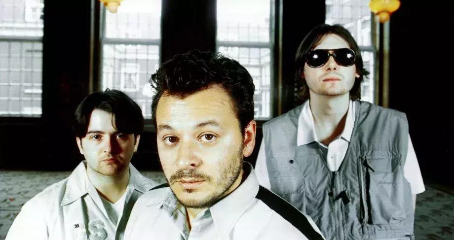 当摇滚改编版,当摇滚遇到世界杯歌曲