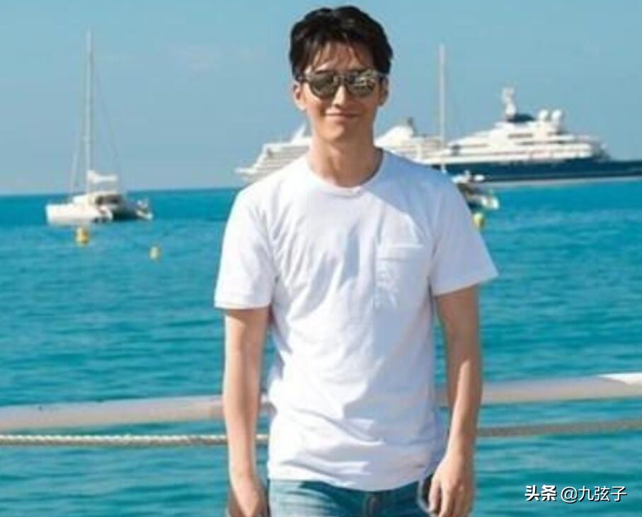 从“山楂树之恋”到“不速来客”，“豪门女婿”窦骁都经历了什么