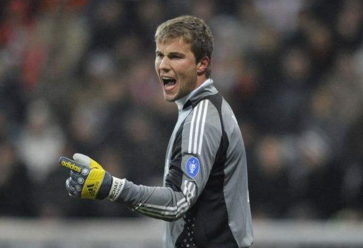 足坛最差门将,当今足坛最好的门将库尔图瓦