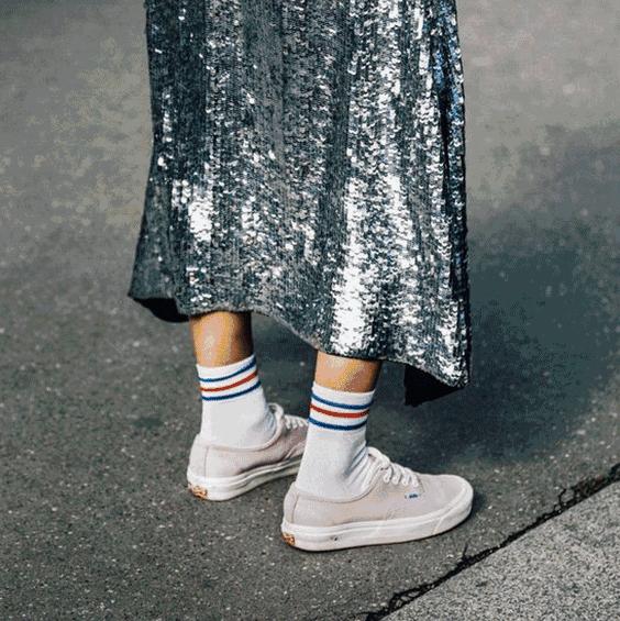 让杨幂热巴都爱不释手的白毛衣,迪丽热巴杨幂同款单品