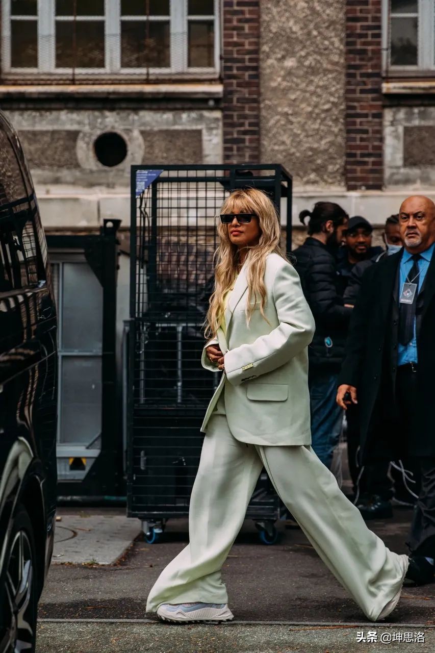 巴黎时装周的最佳街头穿搭风格,2020春夏时装周穿搭灵感指南