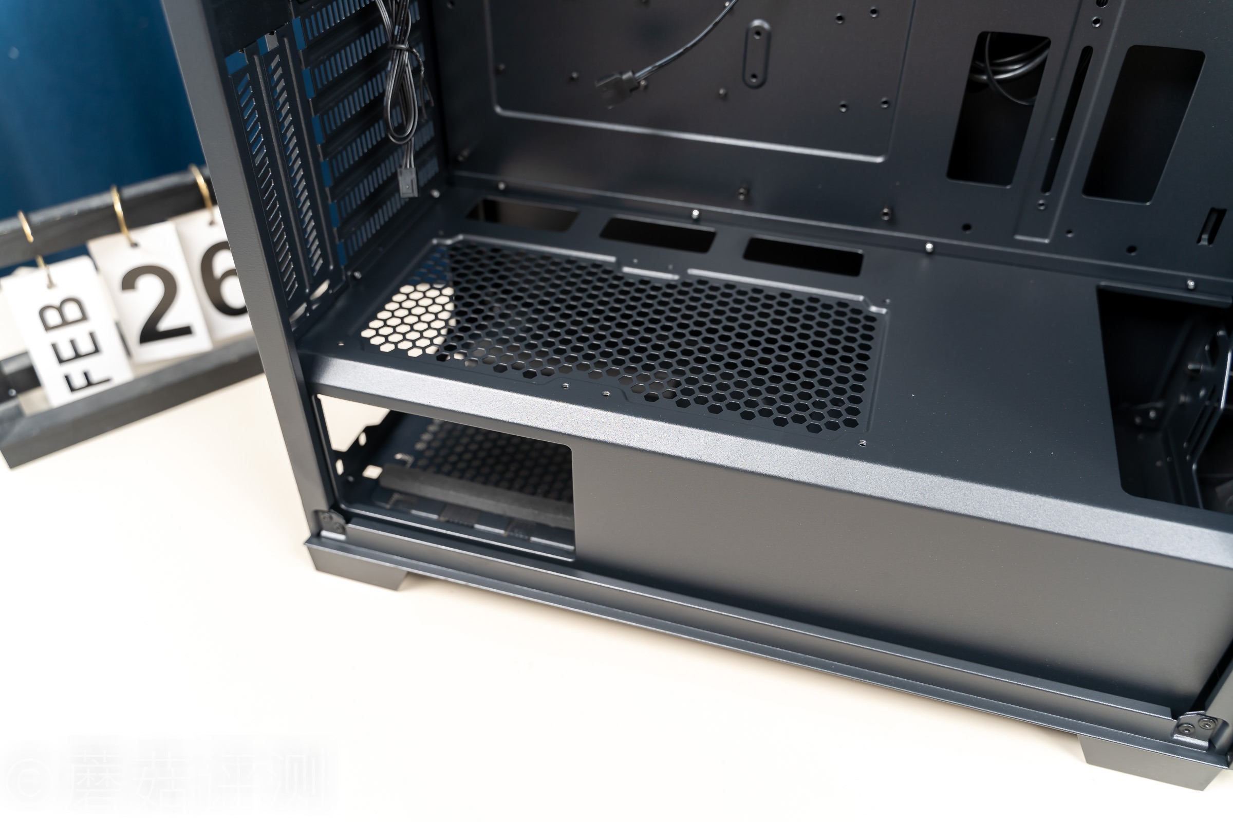 艾湃电竞机箱白色,艾湃电竞水冷评测