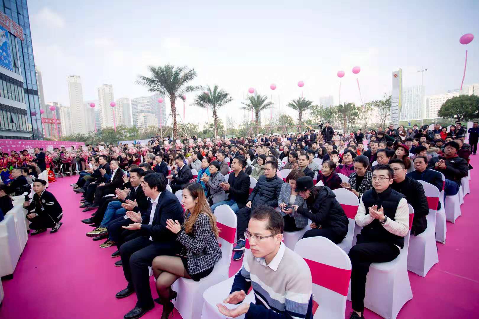 赣州中创花生唐购物广场人气,赣州中创沃尔玛还开吗