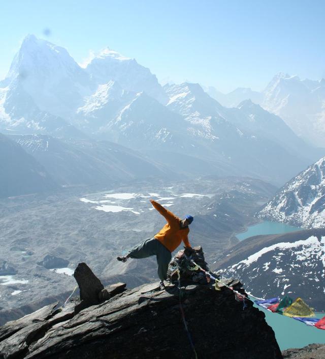 美国富二代用护照开网店，6年圈粉6万中国妇女，狂销1.2亿人民币