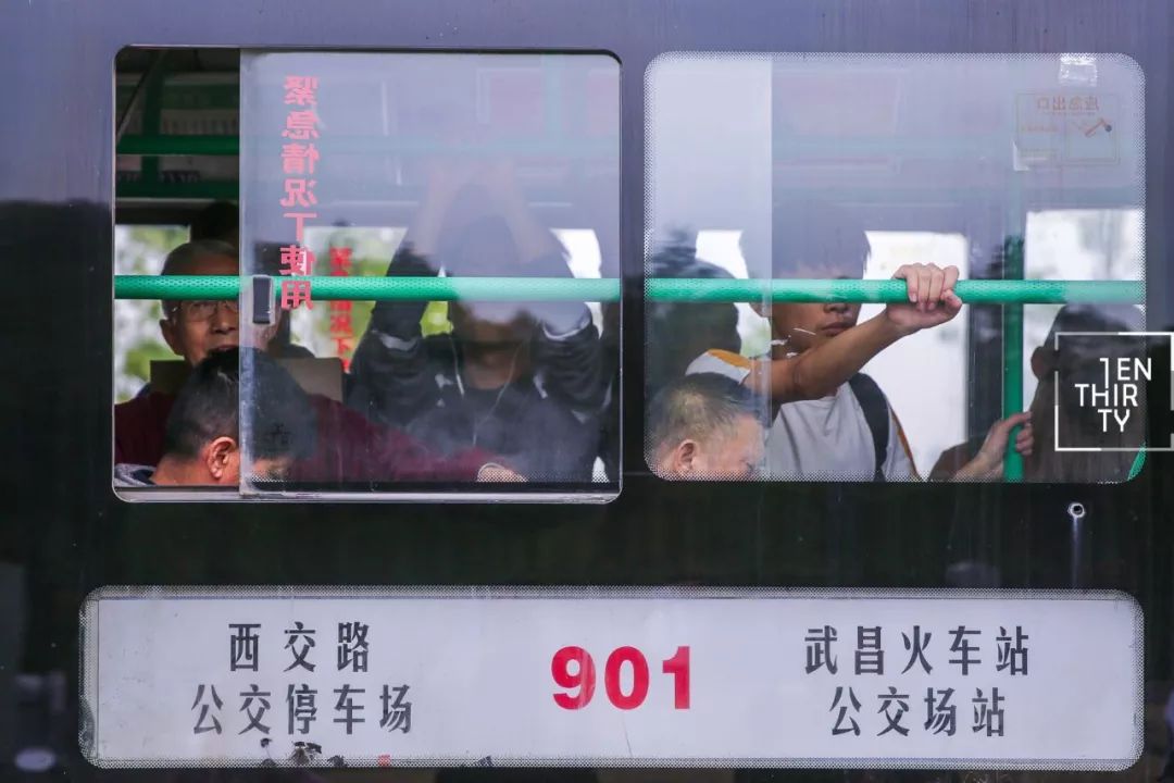 每一辆901，都承载着武汉江夏上万学子的青春