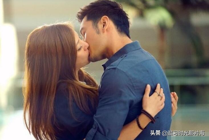 赵薇的男闺蜜是谁,赵薇和男友唱歌