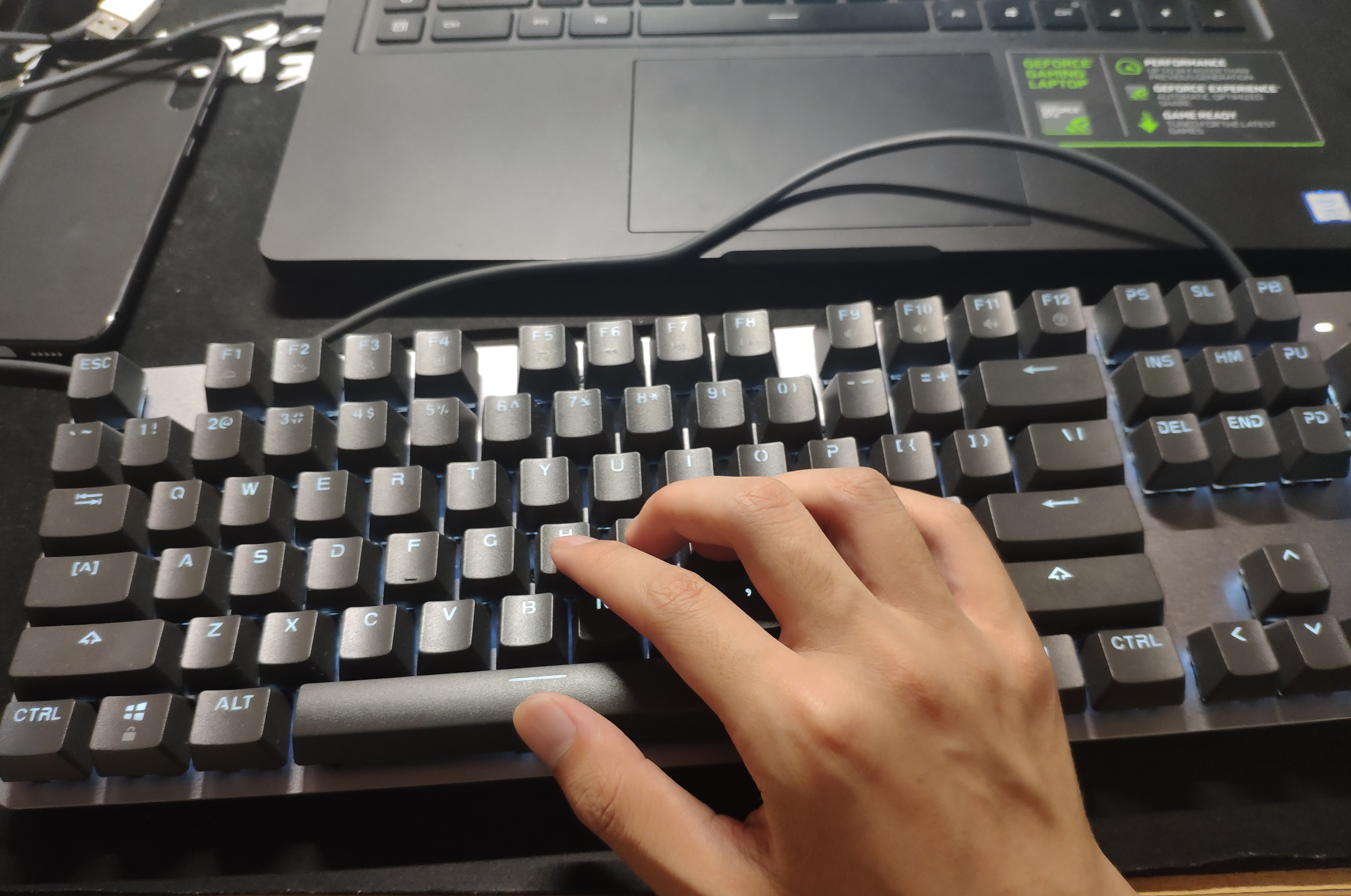 罗技k845键盘怎么调音量,闲鱼上的罗技键盘k845为什么便宜