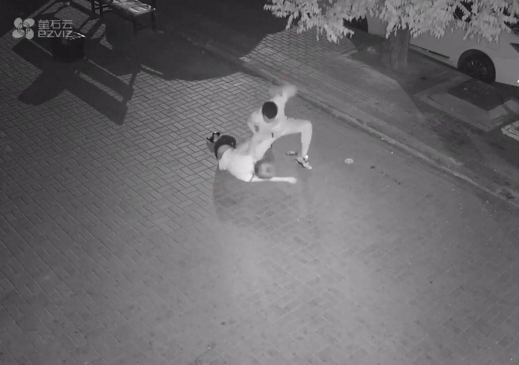 大连猥亵罪,大连施暴男子被捕