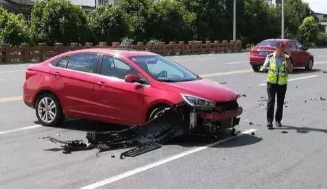 车辆被追尾对方全责怎么处理流程,车子被追尾了对方全责什么时候修