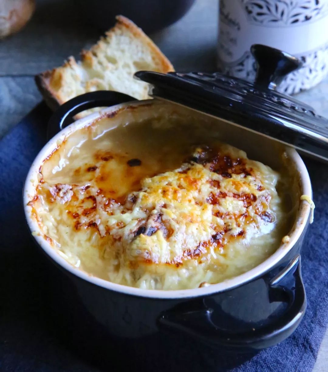 法国旅游特色景点美食,法国首都巴黎美食攻略