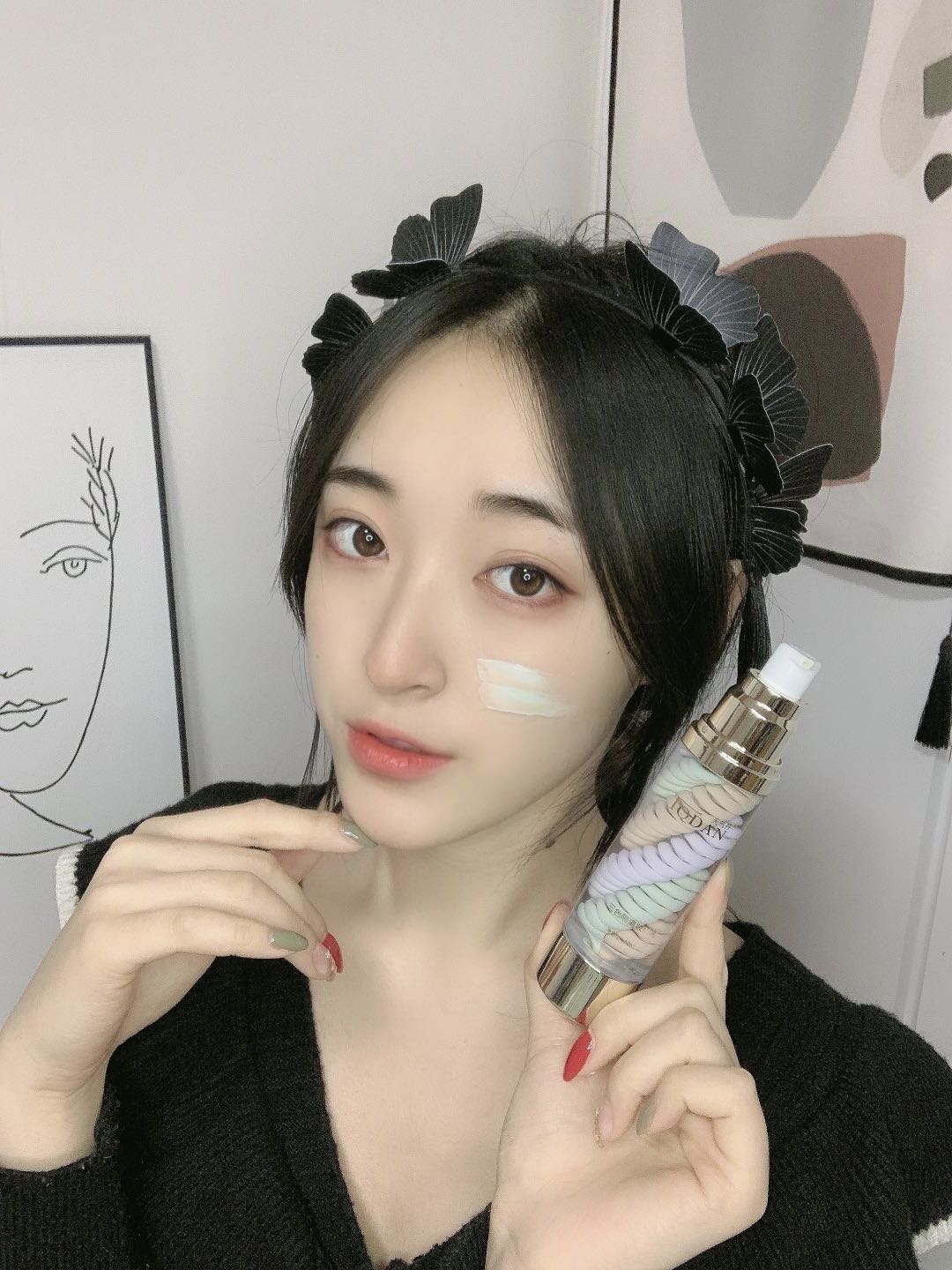 天气丹用了不长痘但发黄,天气丹水乳上脸黏糊糊的吗