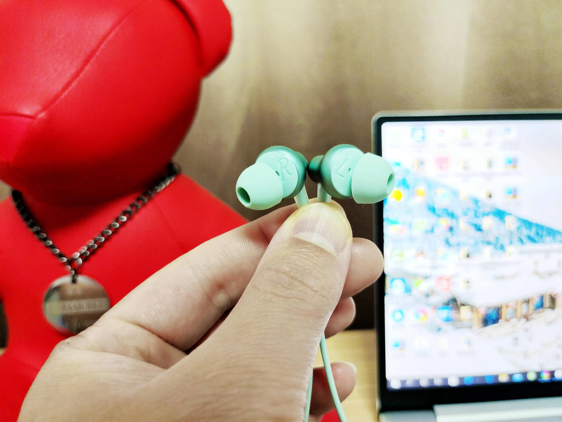 1more降噪圈铁蓝牙耳机pro版,1more颈挂蓝牙耳机pro音质