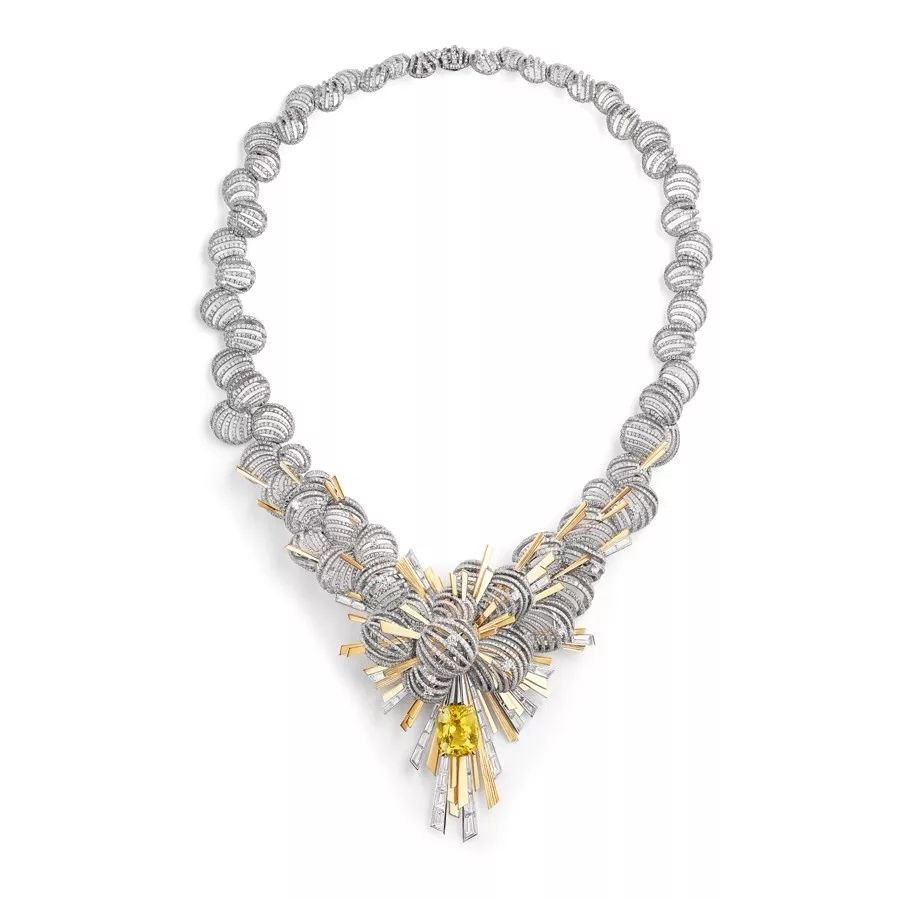 CHALAVRO带你揭秘：为何明星戴的饰品店里找不到？