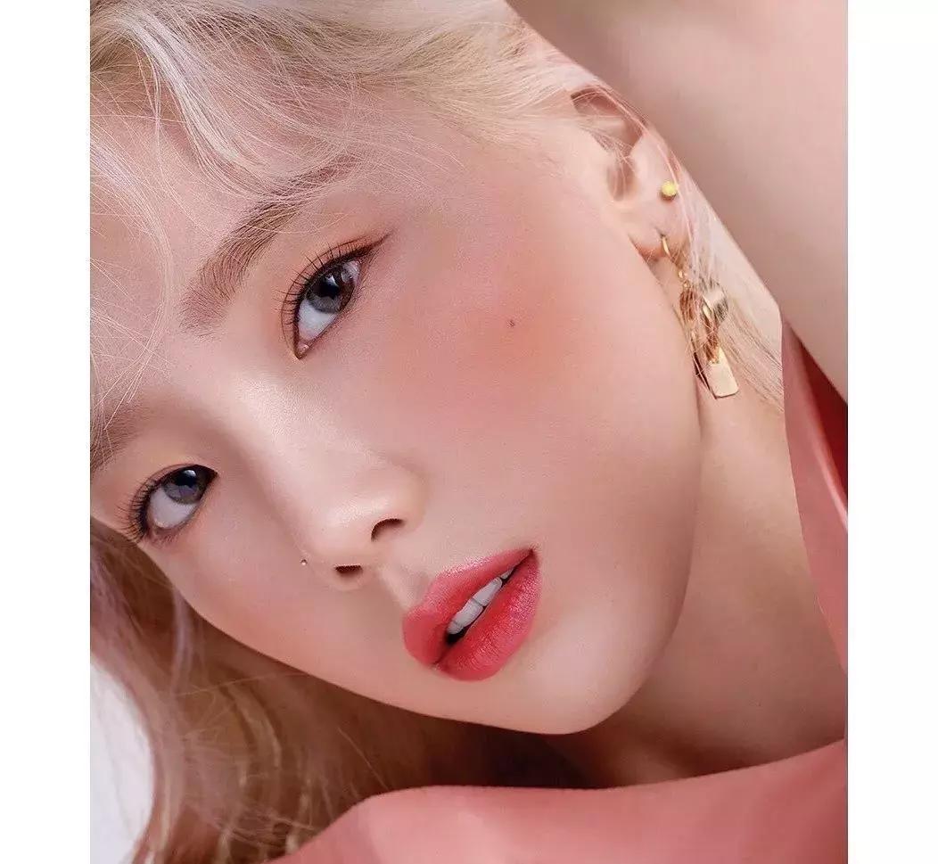 网红脸早已过时高级脸才是王道,清冷气质网红脸