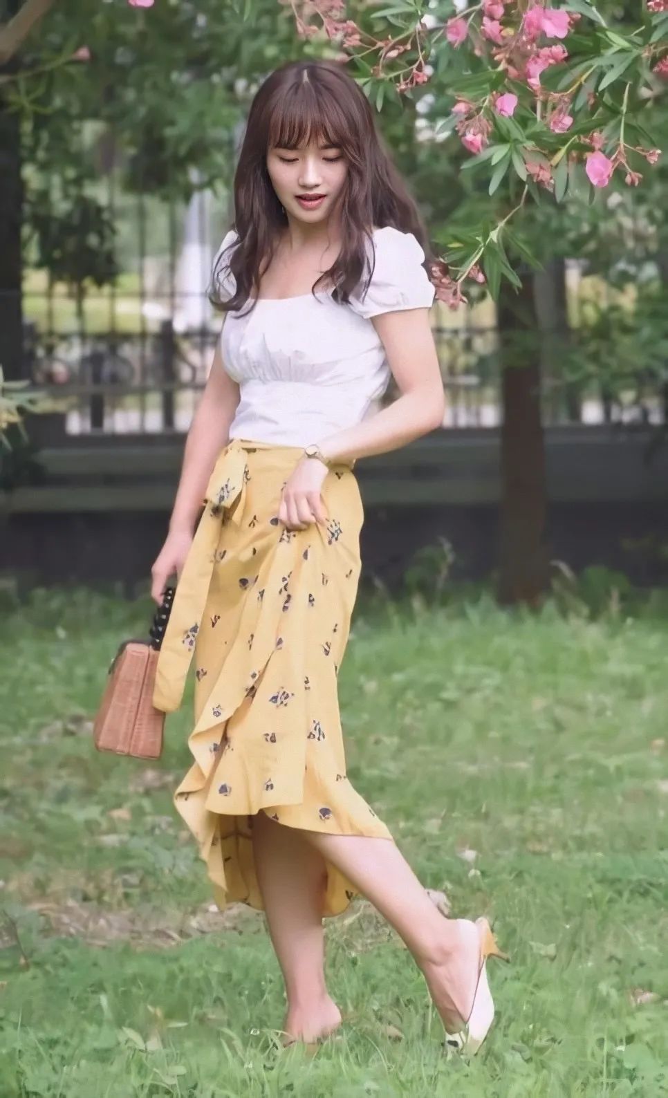 矮个子梨形身材怎么穿,小个子梨型身材穿搭技巧