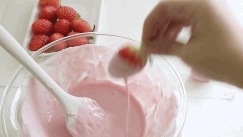 巧克力草莓,史上最简单能吃能装饰的情人节礼物