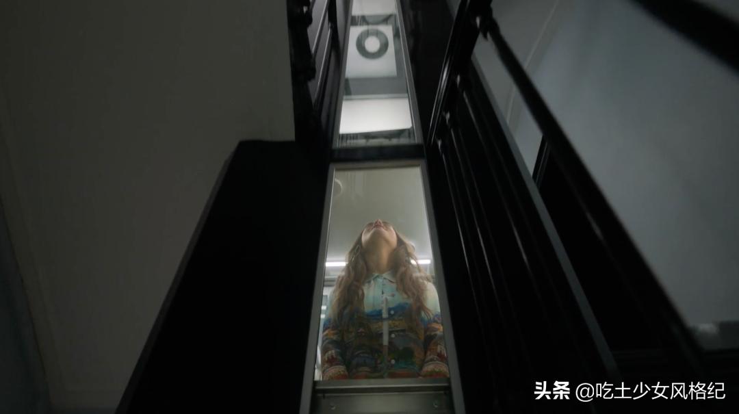 这部把贾玲送上热搜的美剧,让法国人吵翻了天