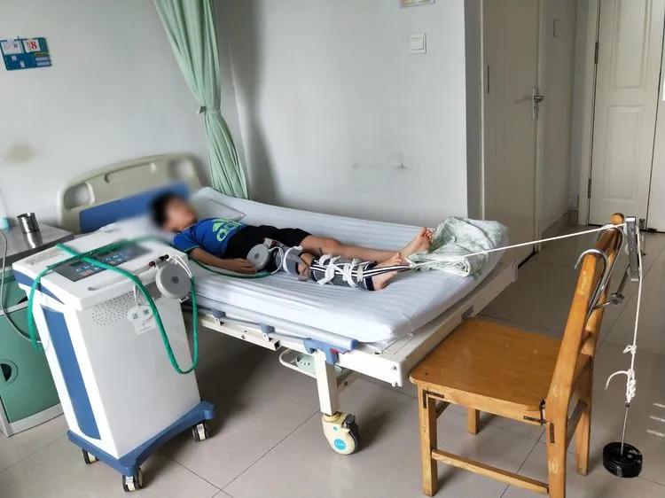 髋关节滑膜炎疼痛难忍怎么办,十一岁男孩髋关节间歇性疼痛