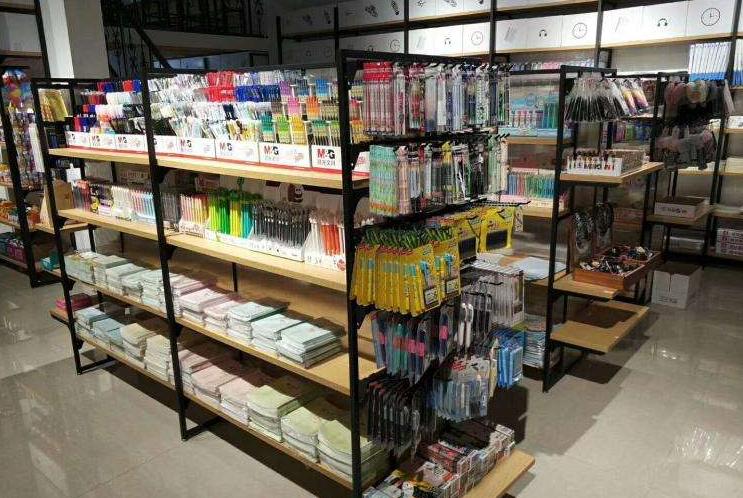 学霸的学习文具vs学渣的学习文具,学渣逆袭必备的学习文具