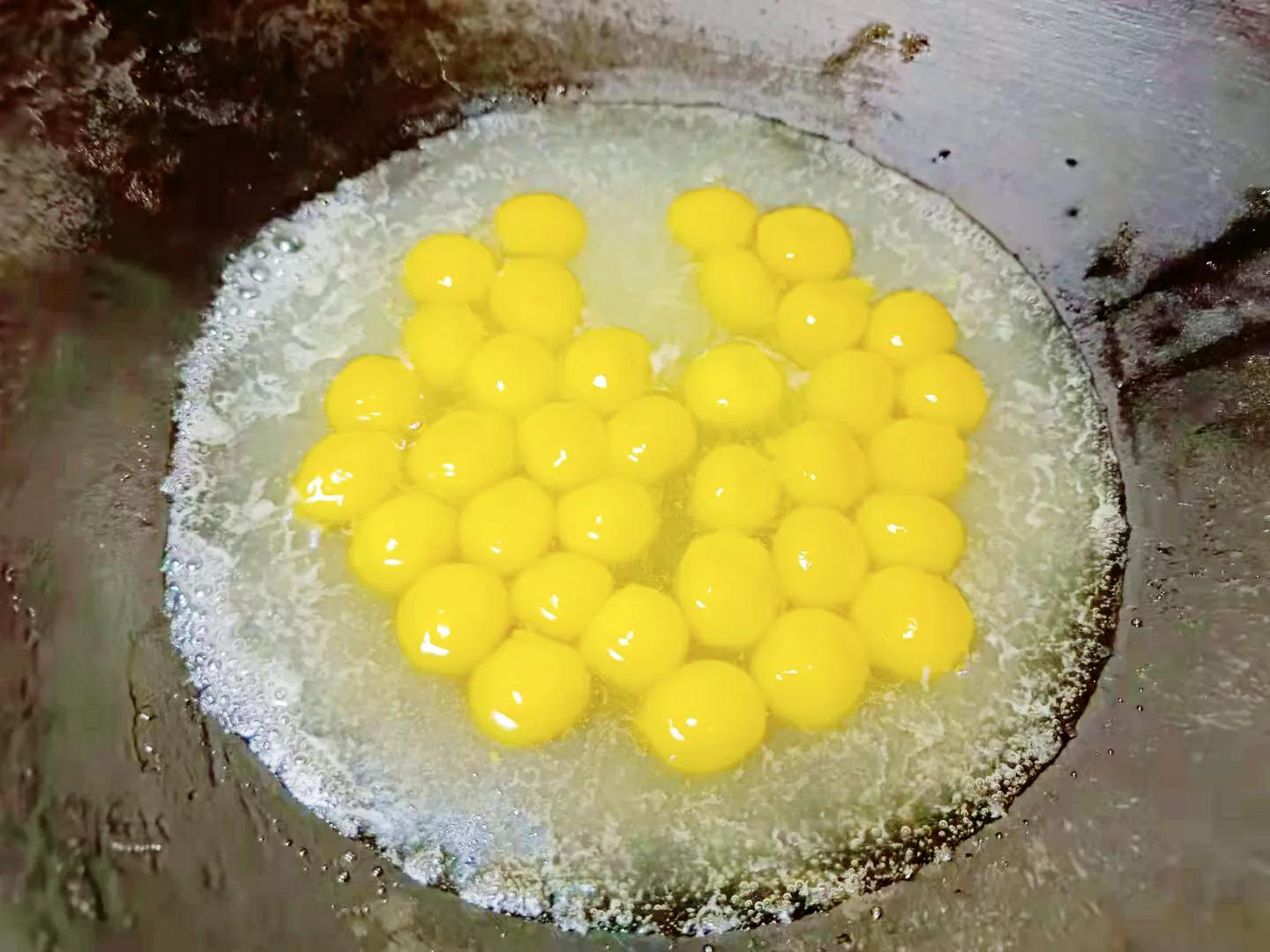 入秋后女人常喝这三红汤,入秋后女人一定要喝一杯红糖