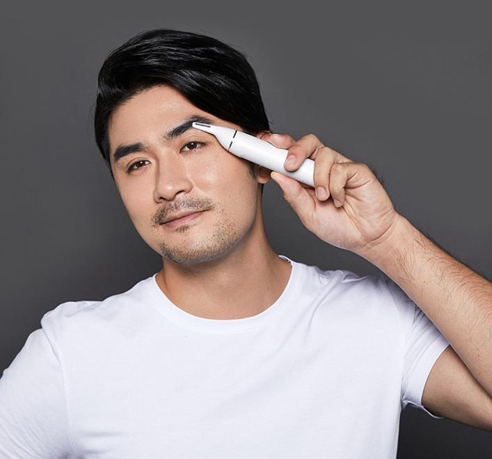 窜出来的鼻毛可以拔吗,窜出鼻子的鼻毛有必要修剪吗