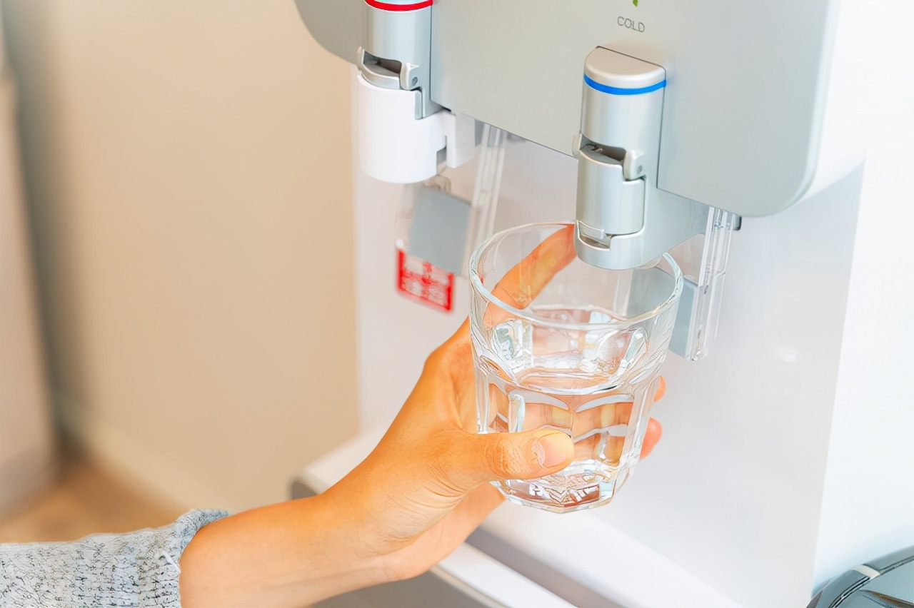 水喝多了会怎么样,水喝多了会怎么样会缺什么