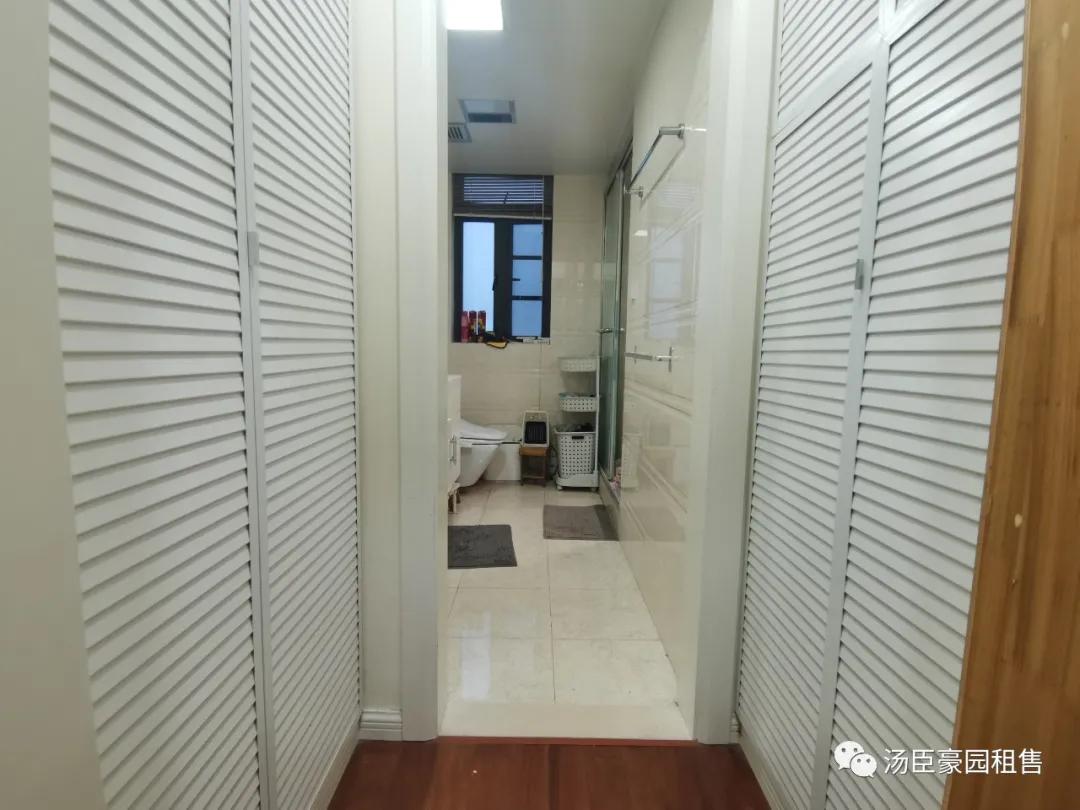 张江汤臣豪园四期新挂牌109㎡大两房一套，精装修诚意出售