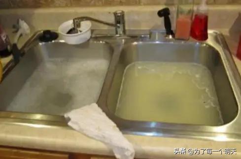水槽堵住一个小技巧解决,水槽堵塞疏通的最好办法