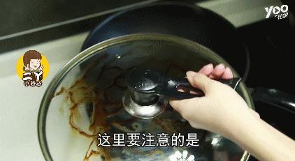 锅盖倒扣锅里,锅盖倒扣在锅上拿不下来怎么办