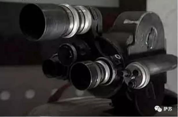 中国摄影师在朝鲜战场：拍纪录片遭美军飞机轰炸，靠这招虎口脱险