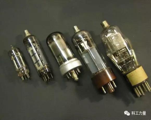 俄罗斯自研出货的ARM处理器是什么样子？