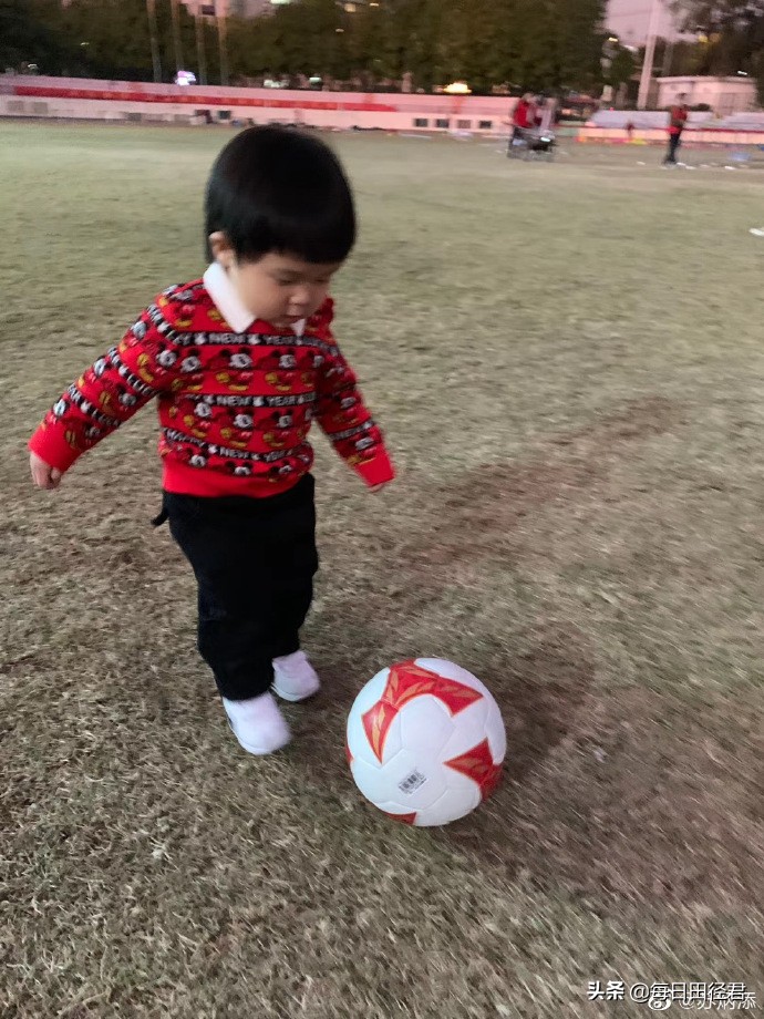 苏炳添国足,国足对战韩国苏炳添