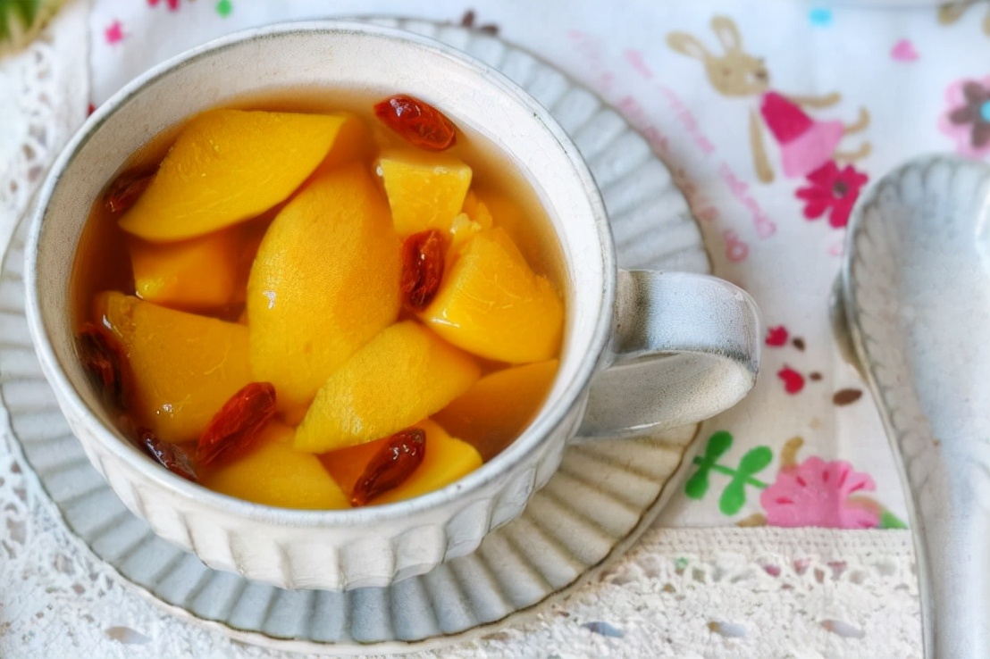 自制糖水黄桃怎么制作,冰糖黄桃最正宗的做法