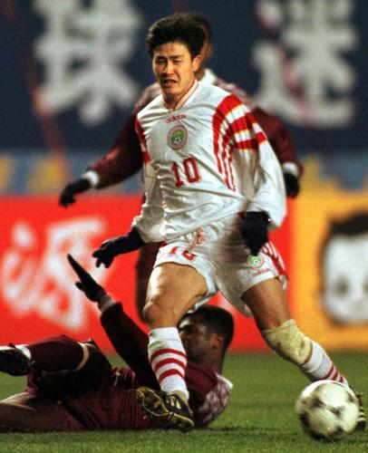 无理取闹！韩国炮轰日本男足新球衣像军服，大空翼+火焰版最经典